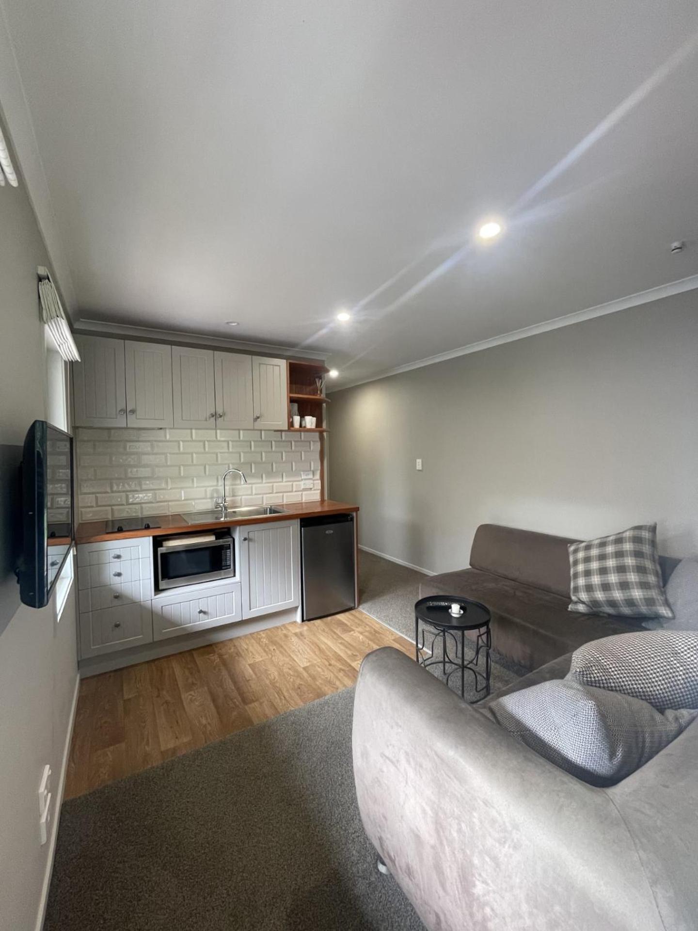 Guest Wing In Richmond Downs Apartamento Walton Exterior foto